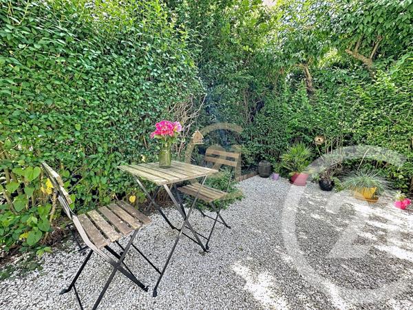 Appartement F4 à vendre  4 pièces - 83,19 m 2   LE CHESNAY  - 78