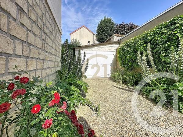 Appartement F4 à vendre  4 pièces - 83,19 m 2   LE CHESNAY  - 78
