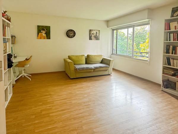 Maisons-Alfort - 3 pièces, 65 m² à deux pas de la Mairie et du RER D : votre havre de paix en ville !