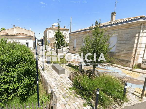 Location Studio 16.56 m² - 68 RUE FIEFFE Bordeaux 33800