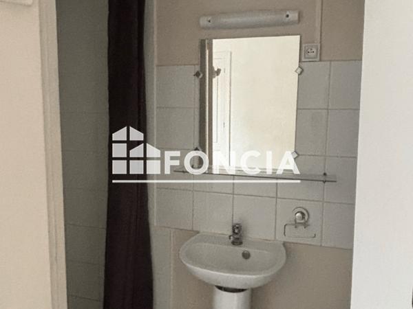 Location Studio 16.56 m² - 68 RUE FIEFFE Bordeaux 33800