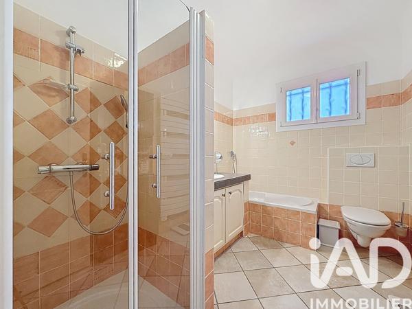 Maison à vendre 5 pièces 122 m² Robion