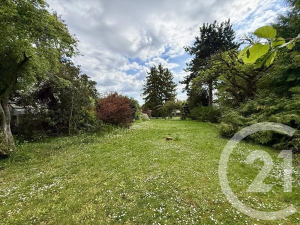 Terrain à vendre  884 m 2   LOUVECIENNES  - 78
