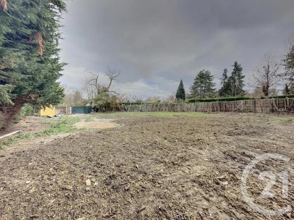 Terrain à vendre  884 m 2   LOUVECIENNES  - 78