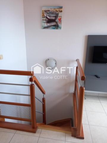 LA VUE SUR LA GRANDE BLEUE...CHALEUREUX