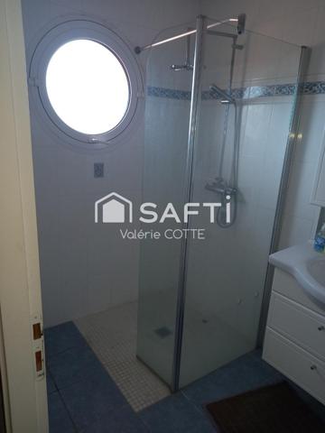 LA VUE SUR LA GRANDE BLEUE...CHALEUREUX