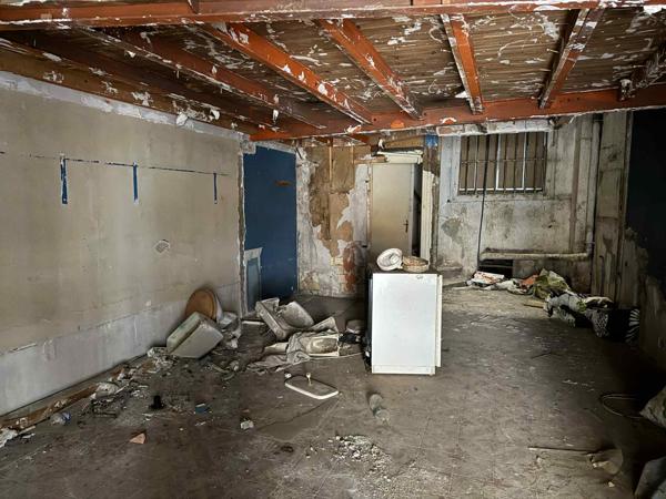 Immeuble de caractère à rénover – Emplacement premium dans la Bastide St Louis