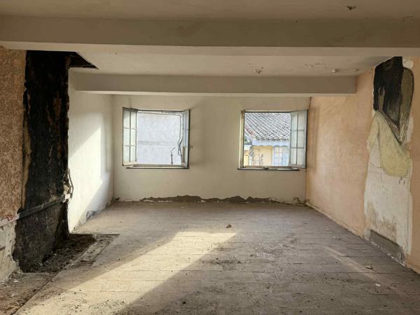 Immeuble de caractère à rénover – Emplacement premium dans la Bastide St Louis