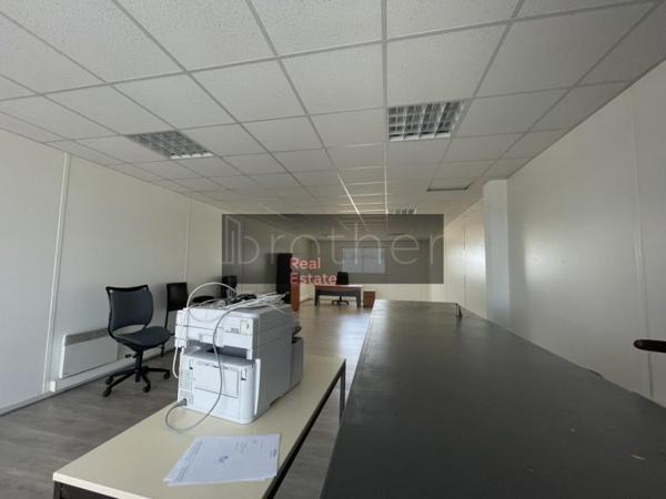 Bureau de 703 m² à louer à Bordeaux Nord