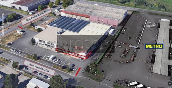 Bureau de 703 m² à louer à Bordeaux Nord