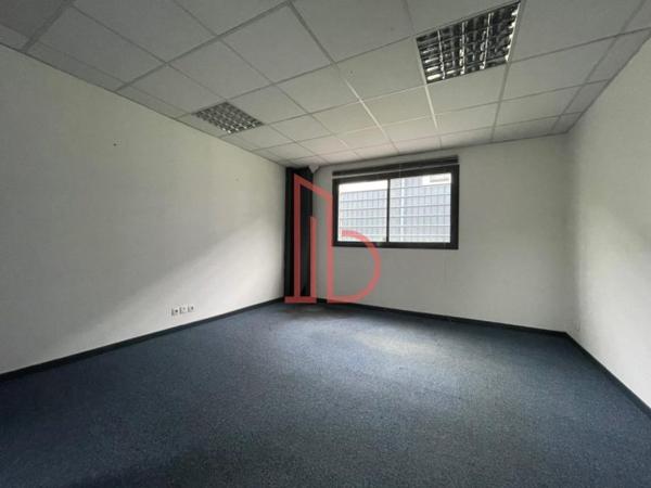 Bureau de 431 m² à louer à Bordeaux Rive Droite