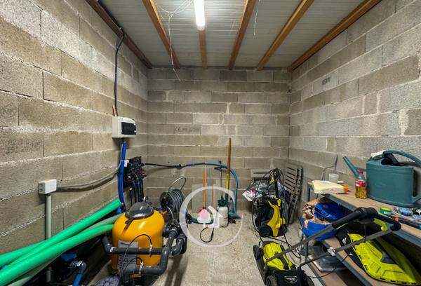 Blanquefort (33290) VILLA ARCHITECTE T6 - PISCINE - DOUBLE GARAGE - POOLHOUSE