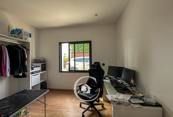 Blanquefort (33290) VILLA ARCHITECTE T6 - PISCINE - DOUBLE GARAGE - POOLHOUSE