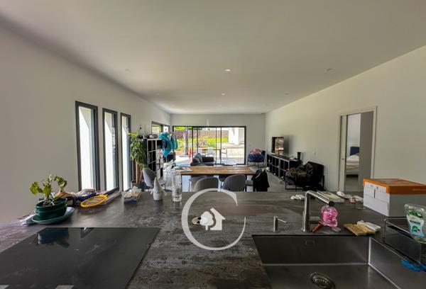 Blanquefort (33290) VILLA ARCHITECTE T6 - PISCINE - DOUBLE GARAGE - POOLHOUSE