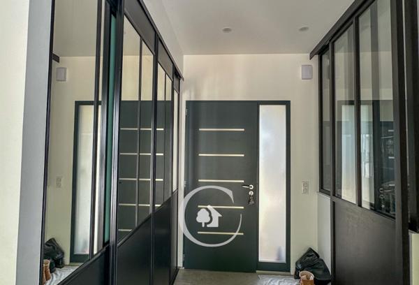 Blanquefort (33290) VILLA ARCHITECTE T6 - PISCINE - DOUBLE GARAGE - POOLHOUSE