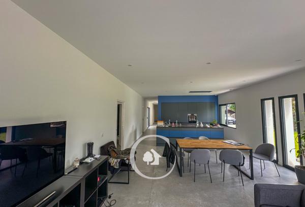 Blanquefort (33290) VILLA ARCHITECTE T6 - PISCINE - DOUBLE GARAGE - POOLHOUSE