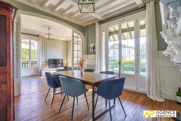 Maison 7 pièces à vendre à Maisons-Laffitte - 12 minutes gare 999 000 € - Référence  13681