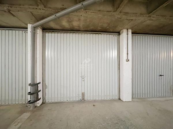 Chatou, Rue des Landes - Garage en sous-sol 25 000 € **  - Référence  162104