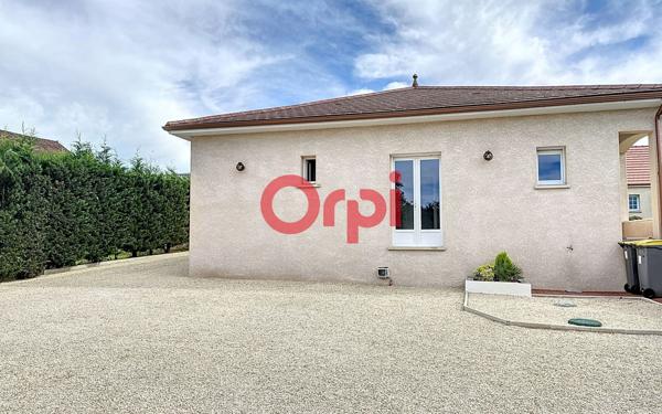 Maison à vendre    4 pièces • 113 m2    Domérat