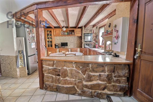 Maison  6 Pièces 167 m²