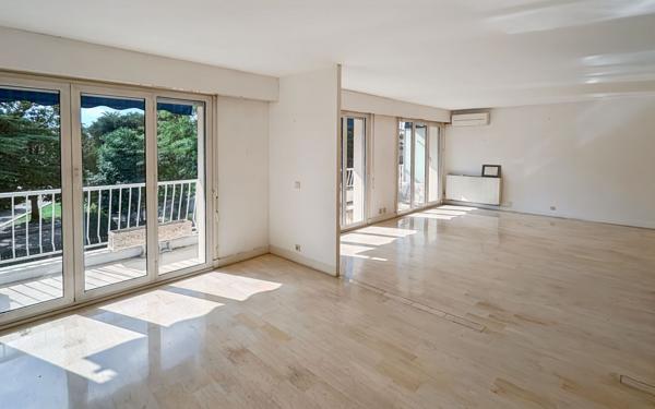 Appartement à vendre    3 pièces • 74,78 m2 Le Cannet