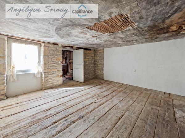 Maison à vendre 5 pièces SELLIERES (39)