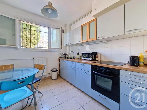 Appartement F4 à vendre  4 pièces - 88,26 m 2   BOURG LA REINE  - 92