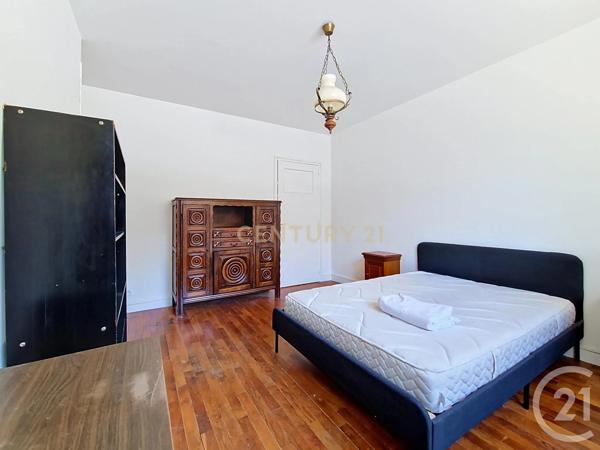 Appartement F4 à vendre  4 pièces - 88,26 m 2   BOURG LA REINE  - 92