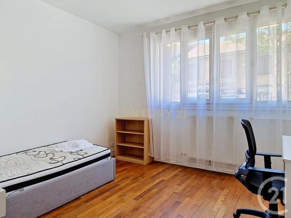 Appartement F4 à vendre  4 pièces - 88,26 m 2   BOURG LA REINE  - 92