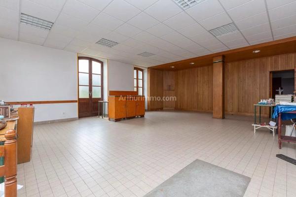 Vente Immeuble 11 pièces 329 m2 à Les Avenières Veyrins-Thuellin