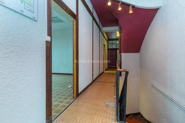 Vente Immeuble 11 pièces 329 m2 à Les Avenières Veyrins-Thuellin