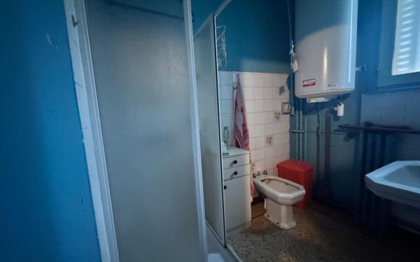 Immeuble à vendre    6 pièces •  Montluçon