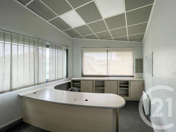 Immeuble à vendre  260 m2 CHATEAU D OLONNE - 85