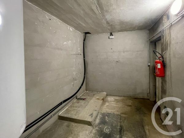 Immeuble à vendre  260 m2 CHATEAU D OLONNE - 85