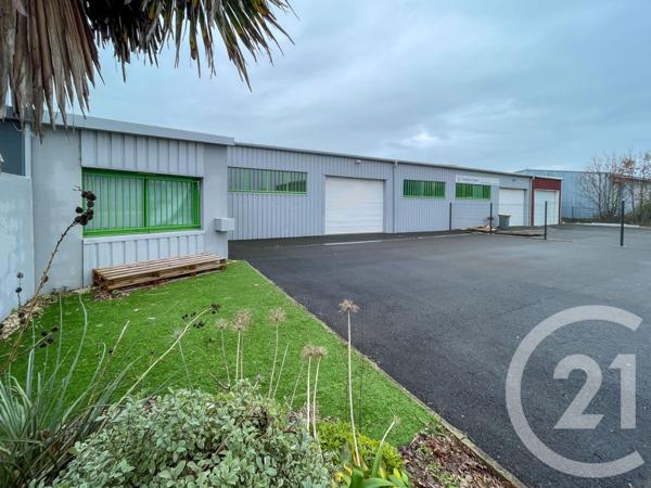 Immeuble à vendre  260 m2 CHATEAU D OLONNE - 85