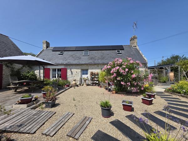 LESCONIL, La Plage à Pied, Ensemble en Pierres Entièrement rénové Sur les abords du Ster