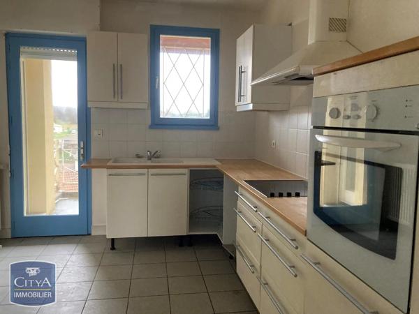 Appartement à louer 5 pièces 131.38m² Champagnac-de-Belair (24530)