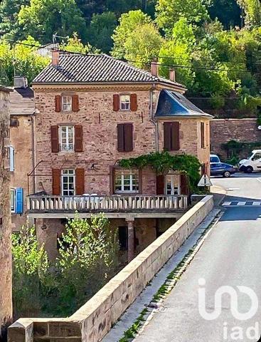 Maison 12 pièces de 230 m² à Camarès (12360)