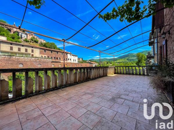 Maison 12 pièces de 230 m² à Camarès (12360)