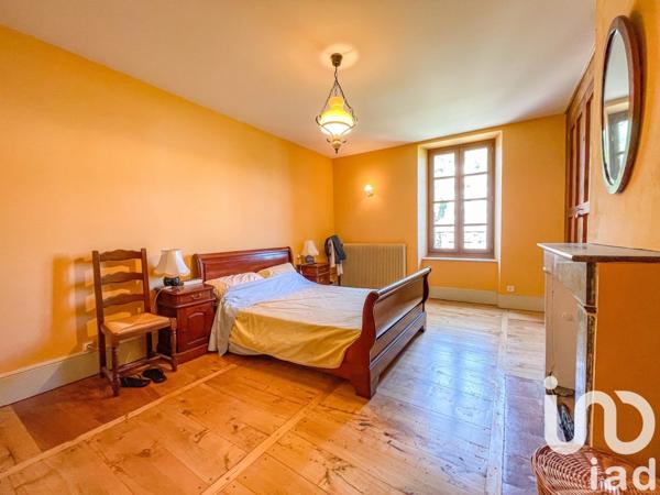 Maison 12 pièces de 230 m² à Camarès (12360)