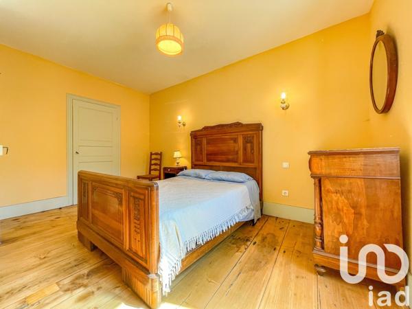 Maison 12 pièces de 230 m² à Camarès (12360)