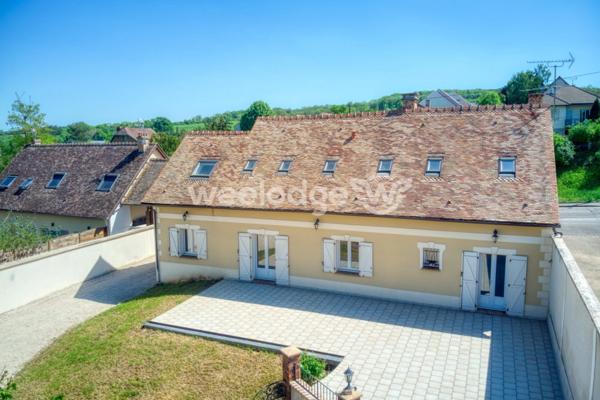 Maison à vendre 6 pièces de 218 m² à Bonnières-sur-Seine