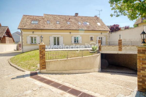 Maison à vendre 6 pièces de 218 m² à Bonnières-sur-Seine