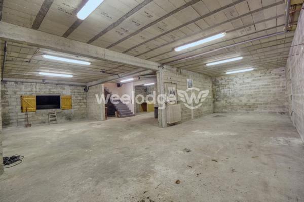 Maison à vendre 6 pièces de 218 m² à Bonnières-sur-Seine