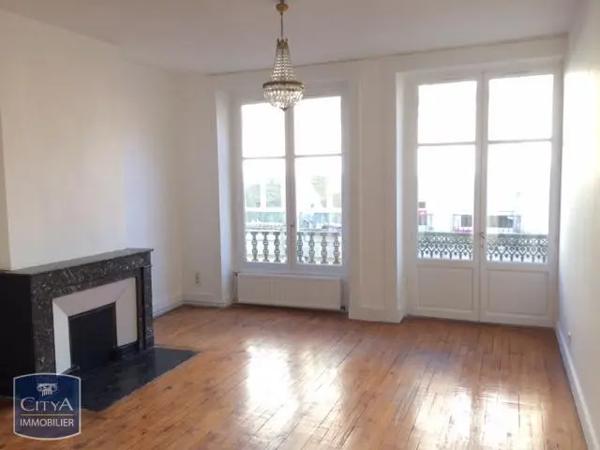 Appartement à louer 3 pièces 70.91m²