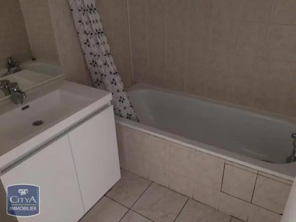 Appartement à louer 3 pièces 70.91m²