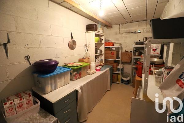 Maison traditionnelle 5 pièces de 144 m² à Orléans (45100)