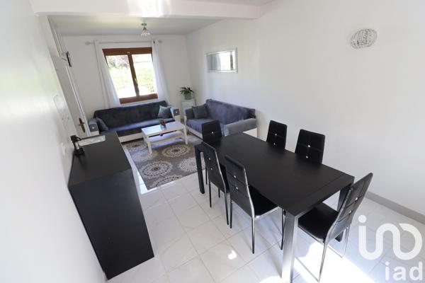 Maison traditionnelle 5 pièces de 144 m² à Orléans (45100)