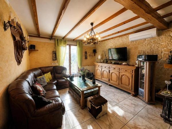 Maison de 7 pièces d'environ 196 m² à Esparron-de-Verdon