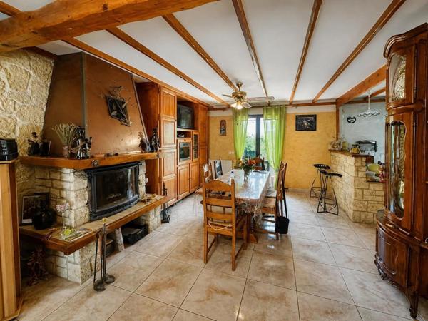 Maison de 7 pièces d'environ 196 m² à Esparron-de-Verdon